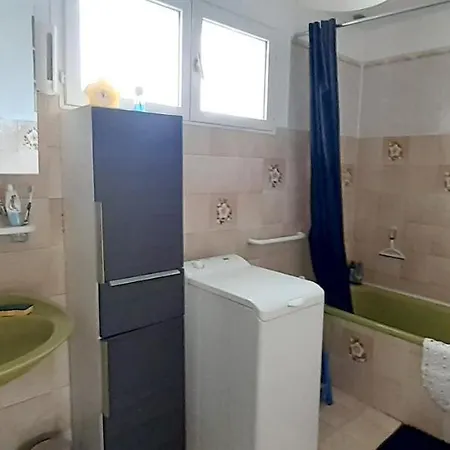 Prázdninový dům Maison De 3 Chambres Avec Jardin Clos A A 1 Km De La Plage *