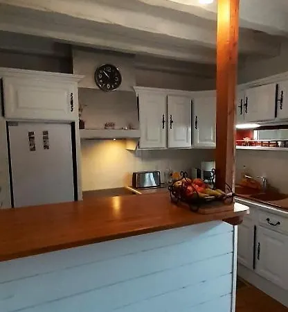 Maison De 3 Chambres Avec Jardin Clos A A 1 Km De La Plage Prázdninový dům *