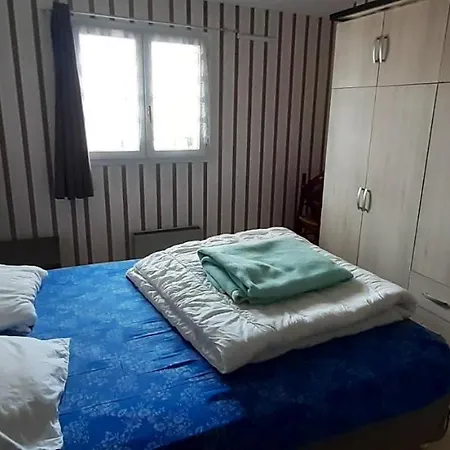 Maison De 3 Chambres Avec Jardin Clos A A 1 Km De La Plage